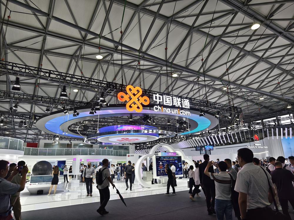 直击2024MWC上海天博：5G-A与AI融合步入新阶段未来通信技术将如何发展？｜热财经(图4)
